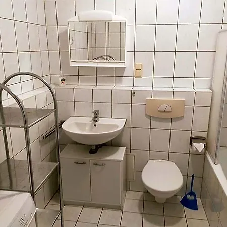 Flex Aparts - Grosse, Moeblierte In Mit 2 Zimmern Hotel